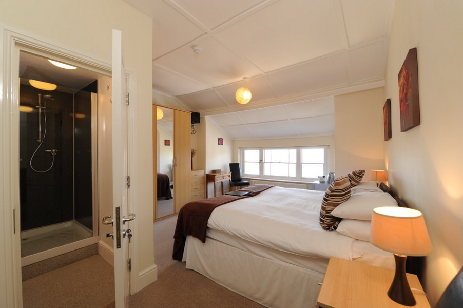 Wayfarer Inn Family Accommodation
